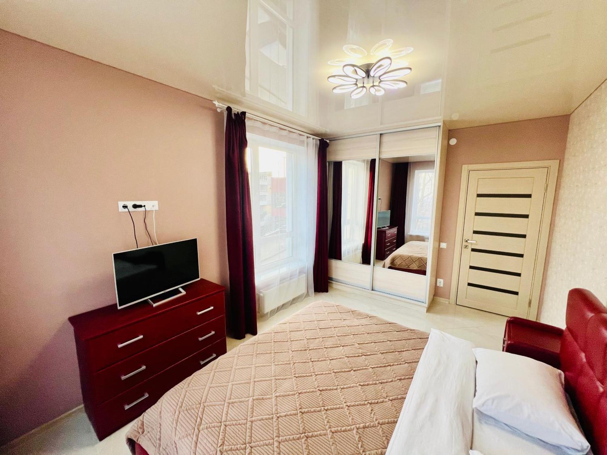 Apartamento Шевченка,60 - Семицвіт Leópolis Exterior foto